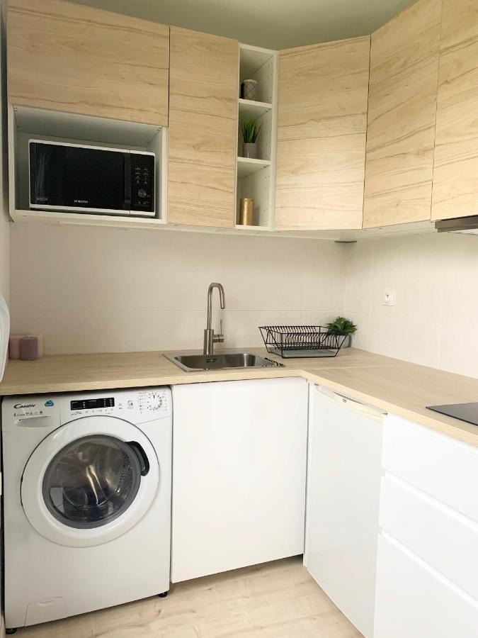 Studio 30M2 - Au Pied De La Gare - Parking Cergy Buitenkant foto